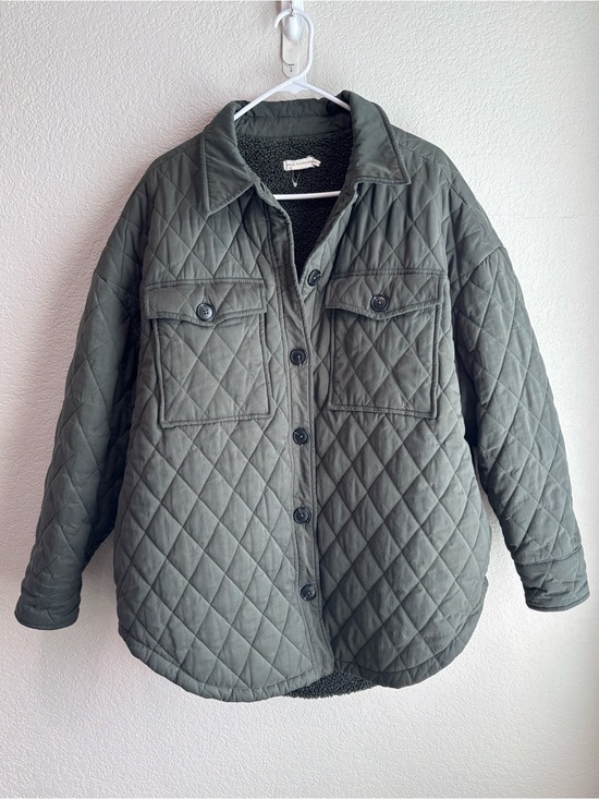 Good American Jackets & Blazers - Good American Quilted Faux Sherpa Lined Shacket Jacket Olive Green Small Medium